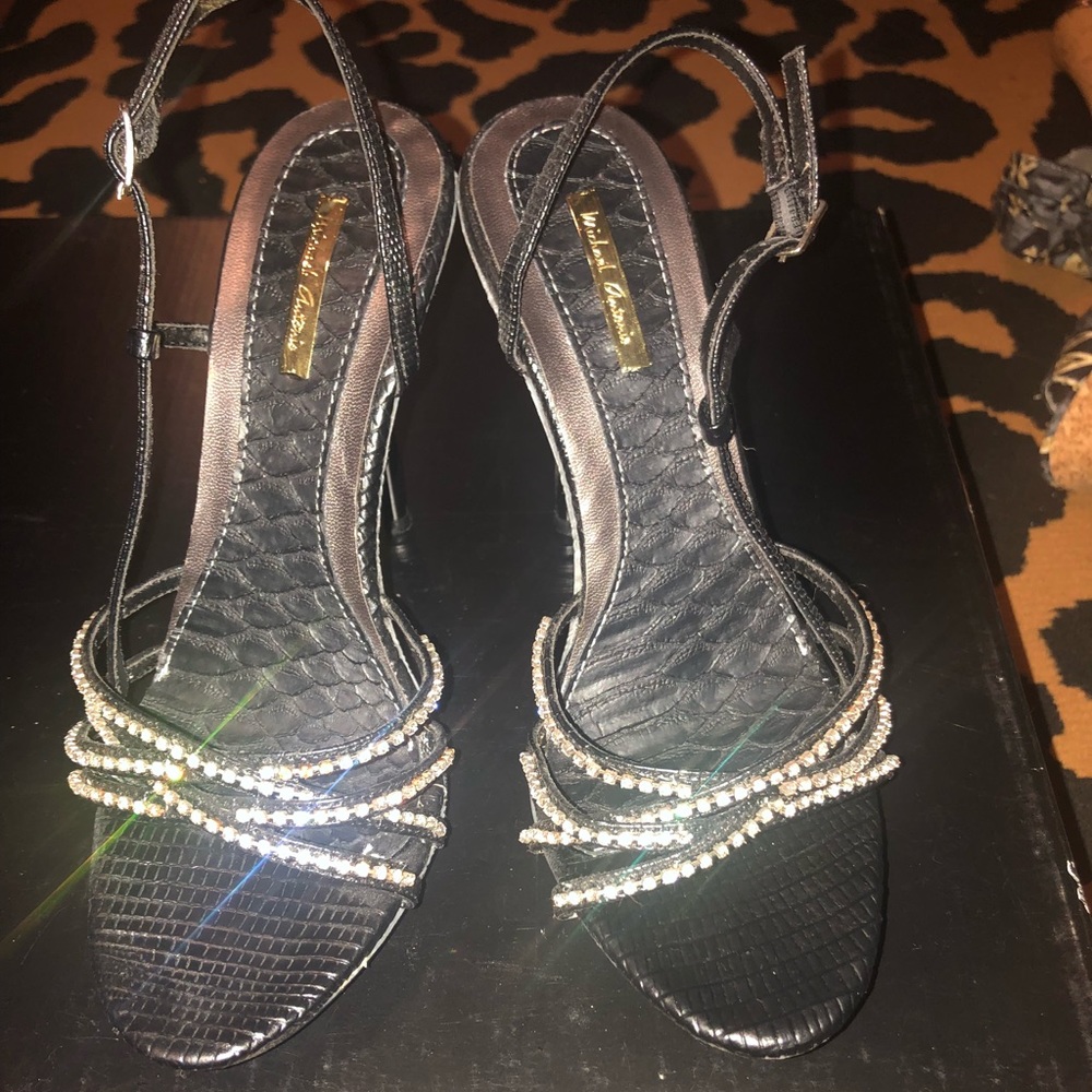 Black stilettos never worn size 6